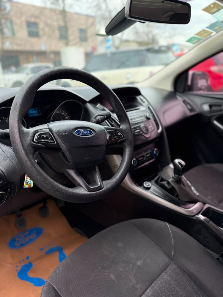 Ford Focus S 1.6 — foto 8